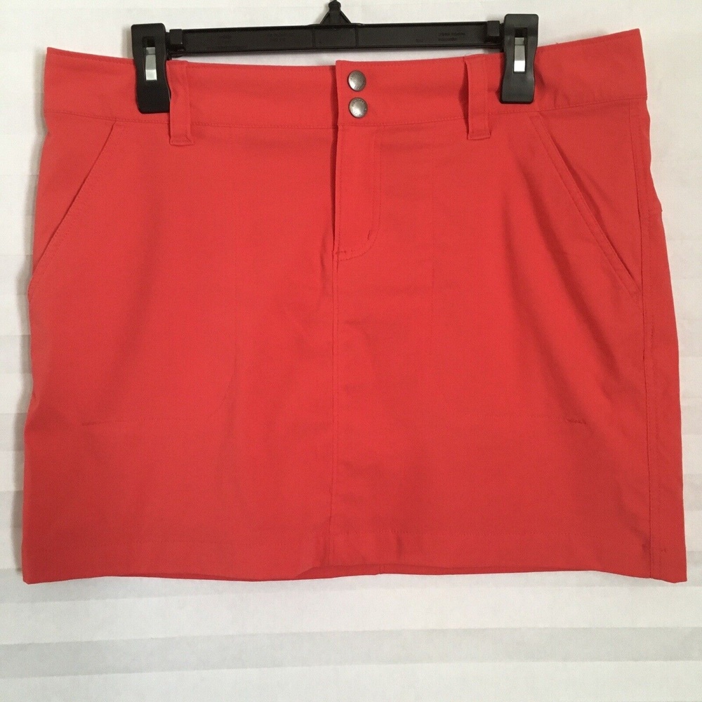 Columbia Womens Omni Shield Advanced Repellency Skirt  Sz 12 Pockets Lightweight